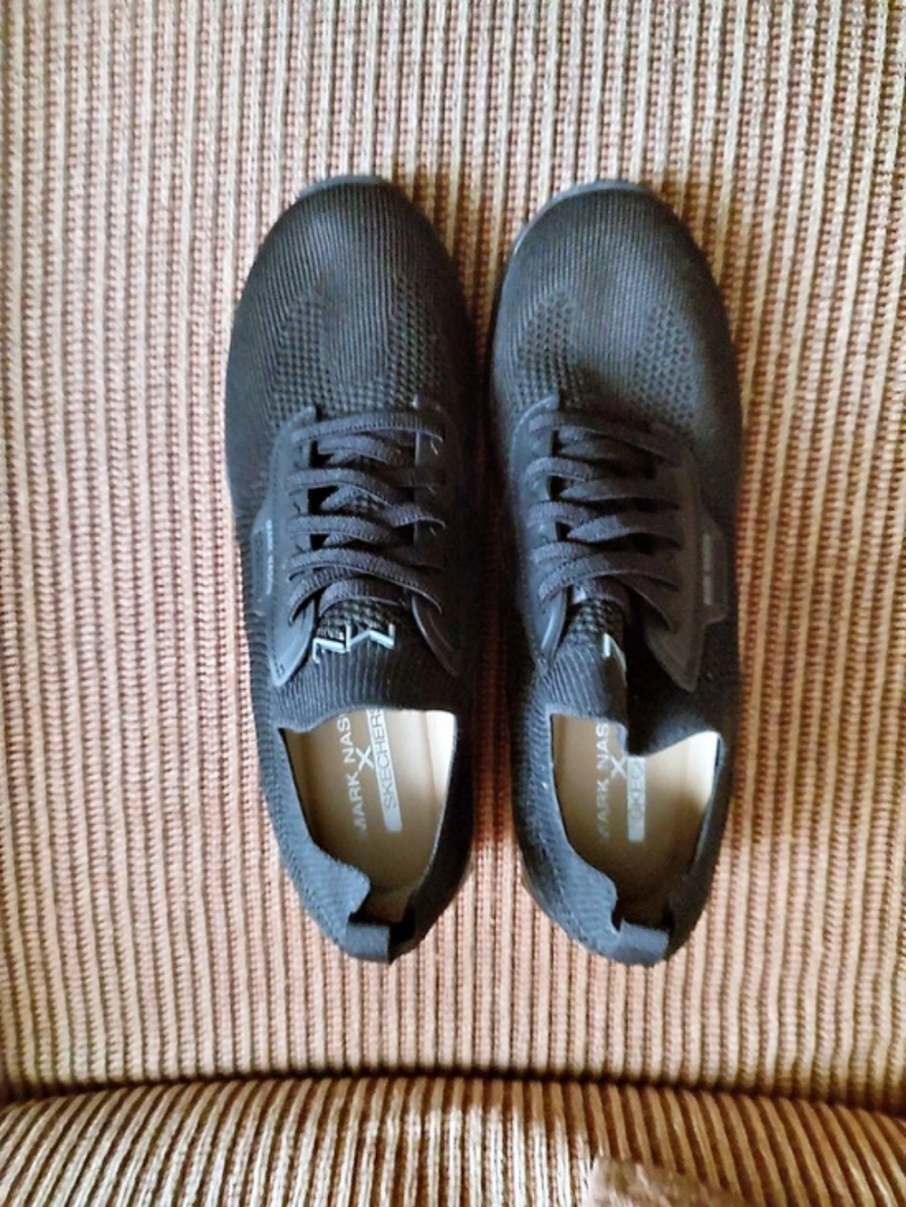 Sketchers By Mark Mason Black Sneakers Like New